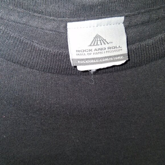ROCK AND ROLL HALL OF FAME TSHIRT XL BLACK HOF - Picture 4 of 4